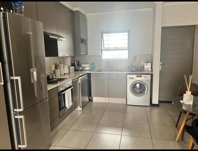 2 BEDROOM PROPERTY TO RENT IN BARBEQUE DOWNS